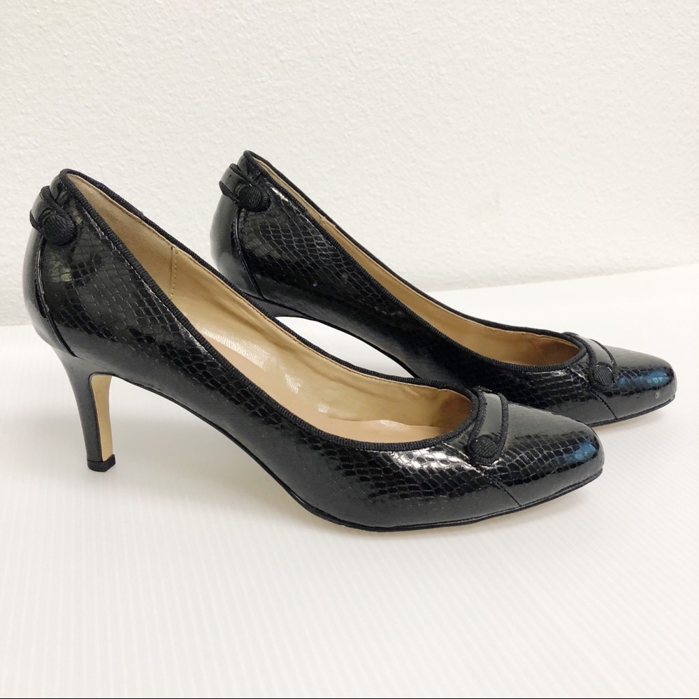 ANN TAYLOR Black Heels Pumps Faux Snakeskin 7 M